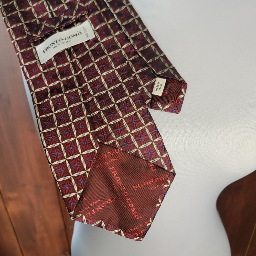 Pronto Uomo Mens Silk Italian Tie Designer Luxe Geometric Red Blue Gold Metallic